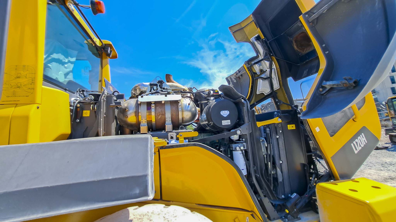 Chargeuse sur pneus VOLVO L120H