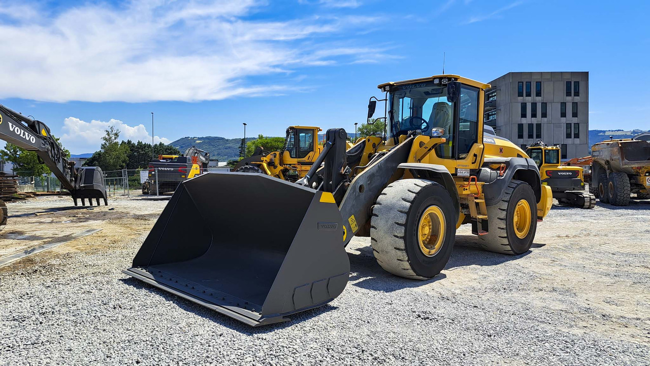 Chargeuse sur pneus VOLVO L120H