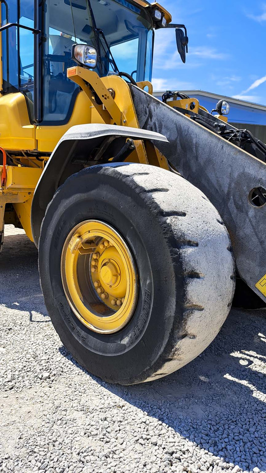 Chargeuse sur pneus VOLVO L120H