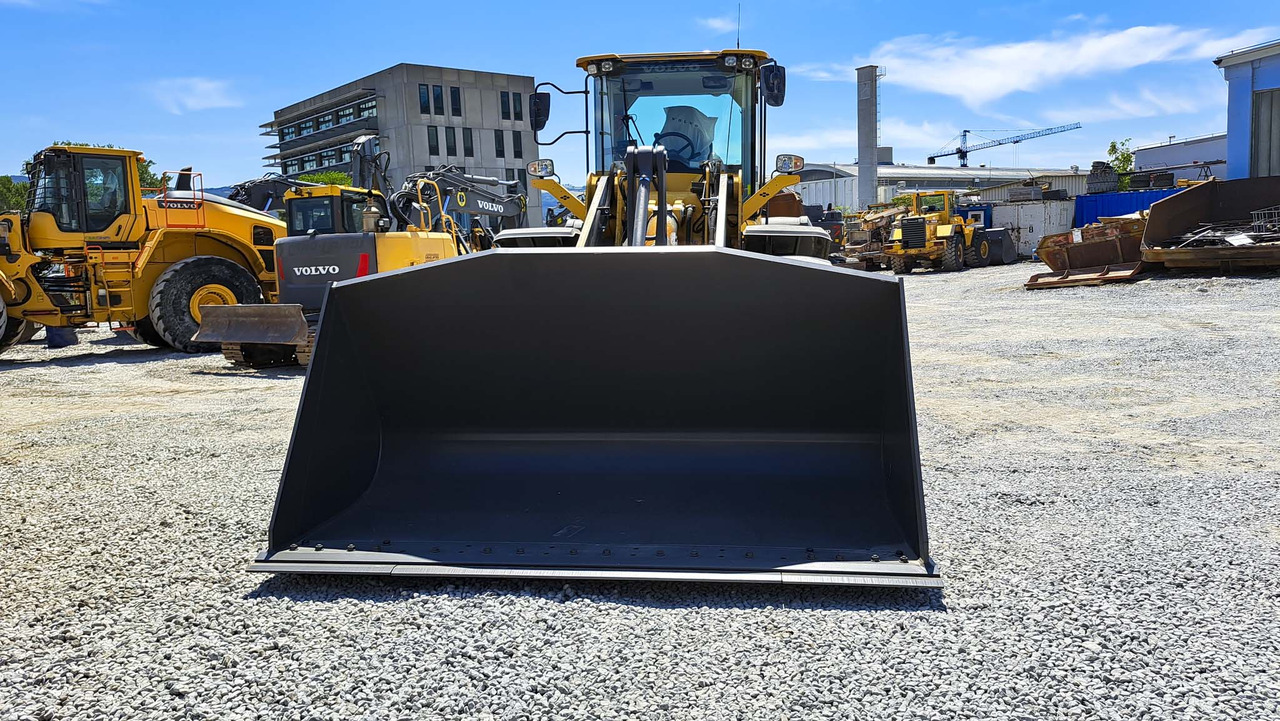 Chargeuse sur pneus VOLVO L120H