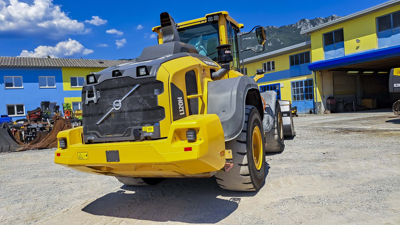 Chargeuse sur pneus VOLVO L120H