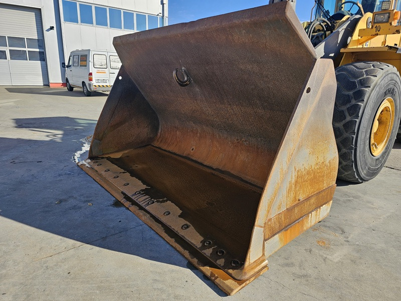 Chargeuse sur pneus VOLVO L150E