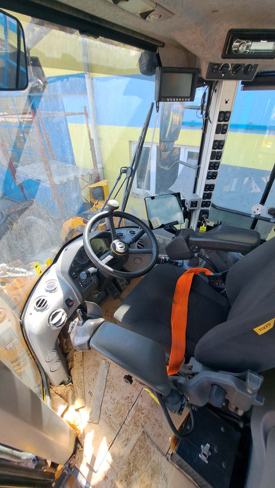 Chargeuse sur pneus VOLVO L150H