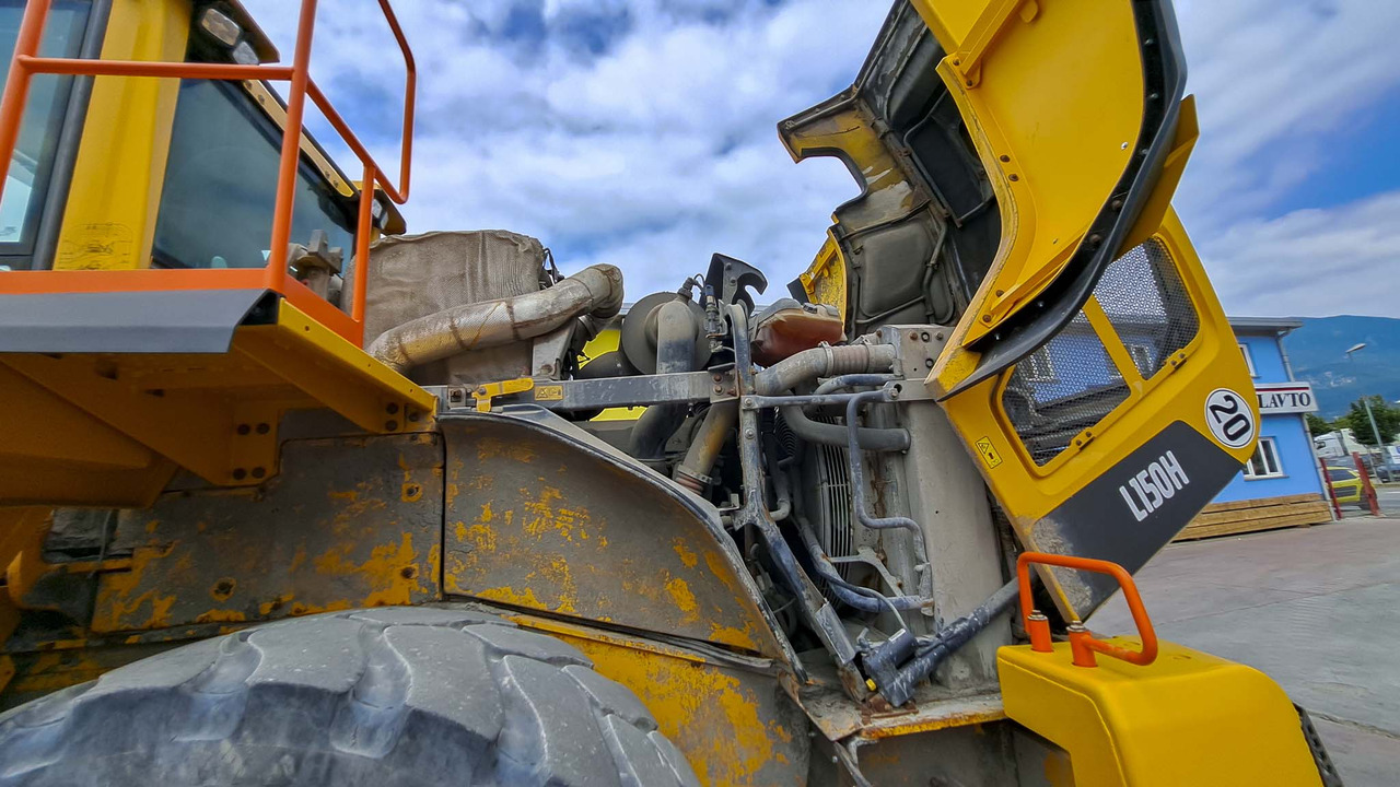 Chargeuse sur pneus VOLVO L150H