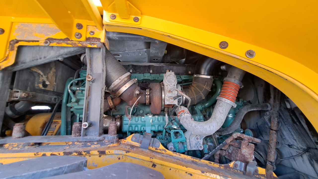 Chargeuse sur pneus VOLVO L150H