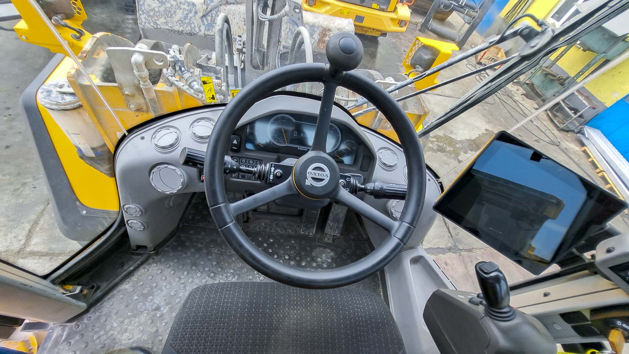 Chargeuse sur pneus VOLVO L150H