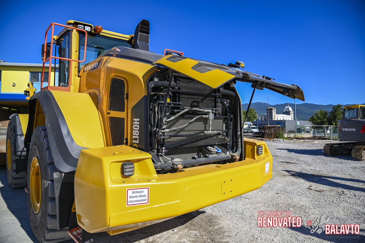 Chargeuse sur pneus VOLVO L180H