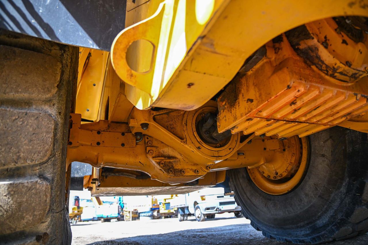 Chargeuse sur pneus VOLVO L180H