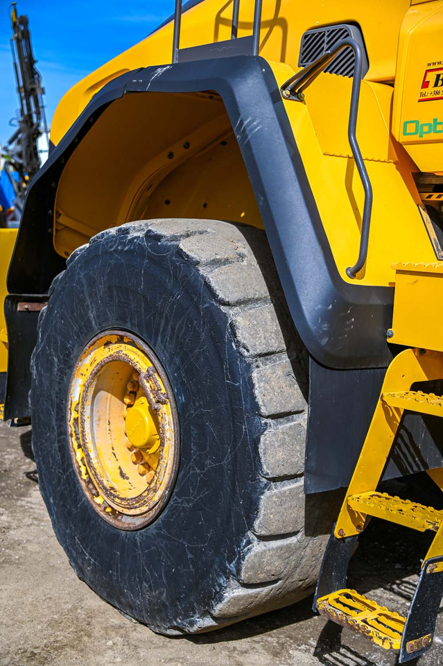 Chargeuse sur pneus VOLVO L180H