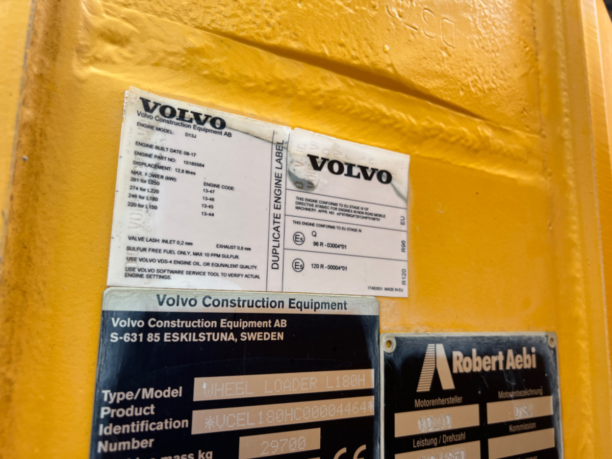 Chargeuse sur pneus VOLVO L180H