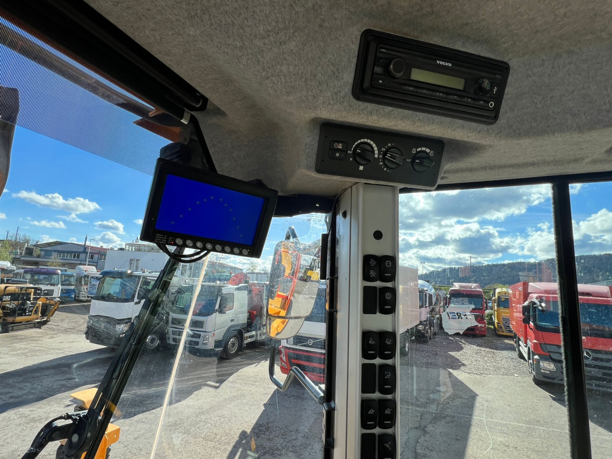 Chargeuse sur pneus VOLVO L180H