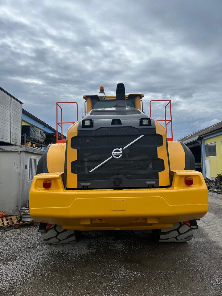 Chargeuse sur pneus VOLVO L220H