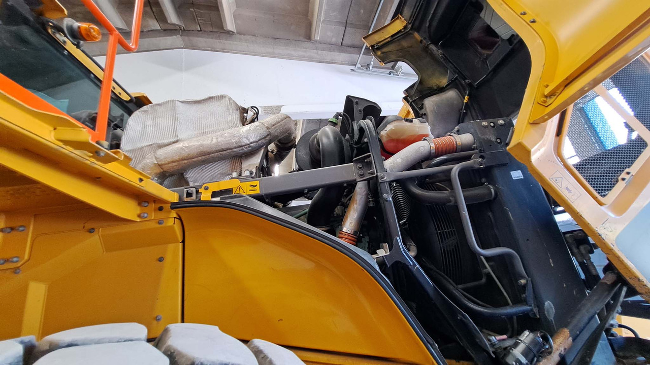 Chargeuse sur pneus VOLVO L220H