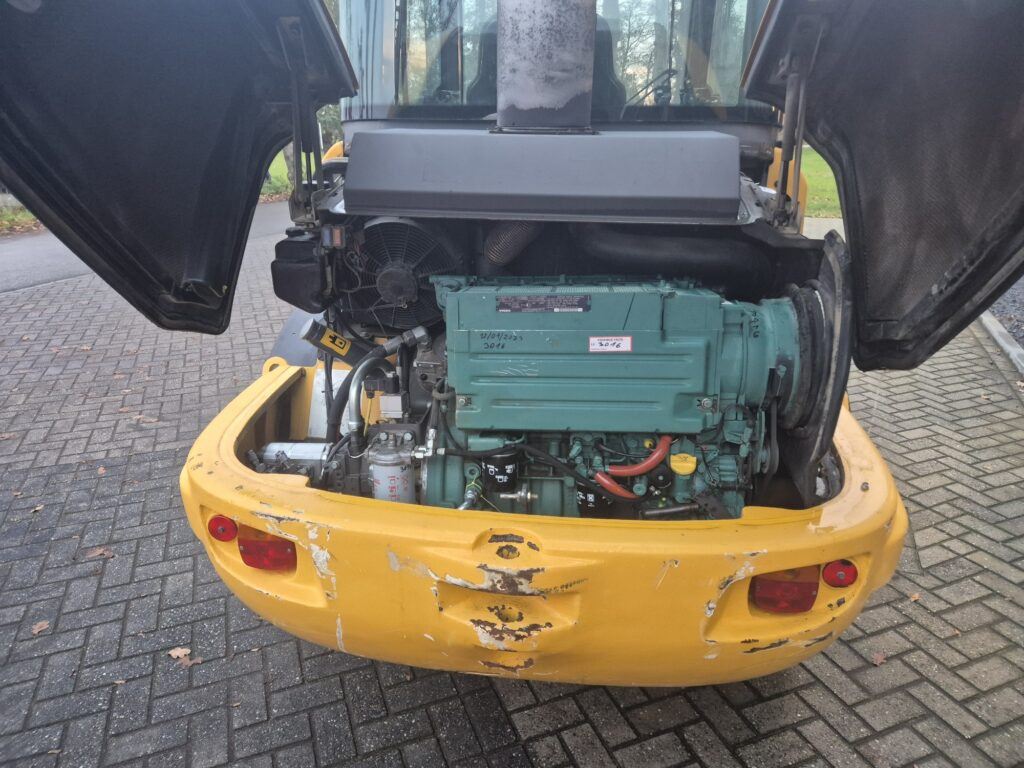 Chargeuse sur pneus VOLVO L25F