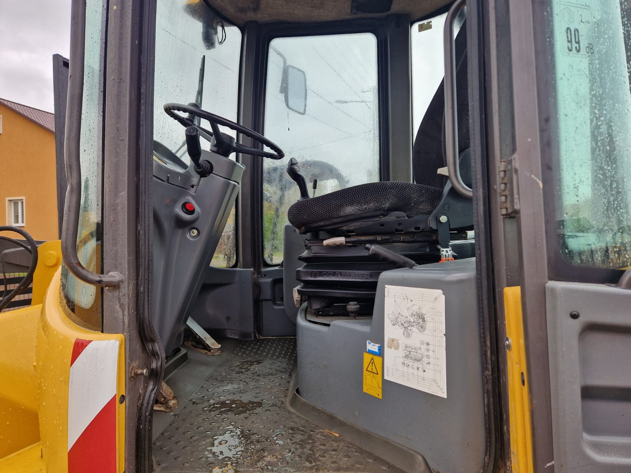 Chargeuse sur pneus VOLVO L30B