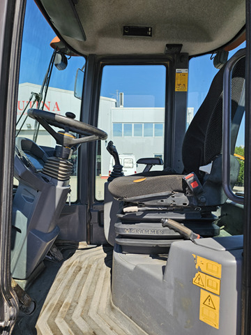 Chargeuse sur pneus VOLVO L30G