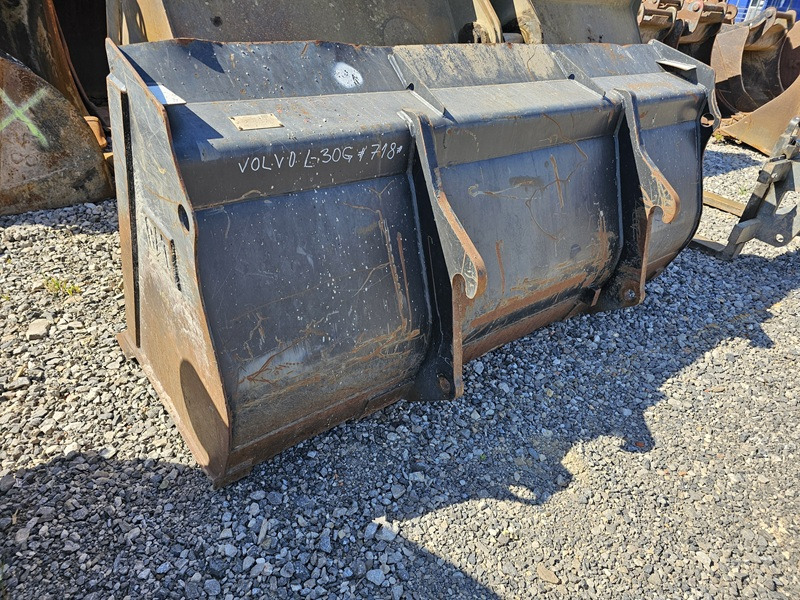 Chargeuse sur pneus VOLVO L30G
