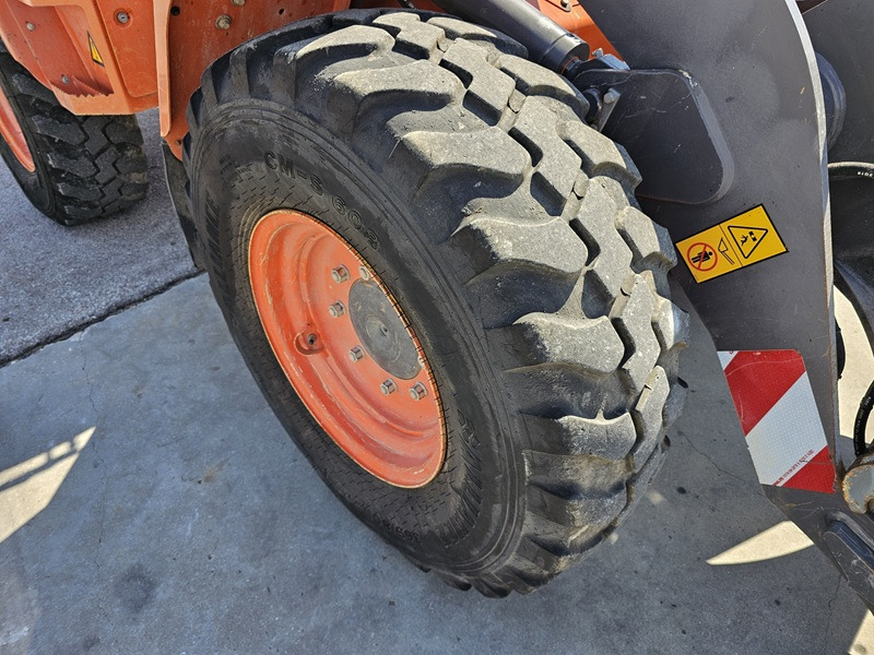 Chargeuse sur pneus VOLVO L30G