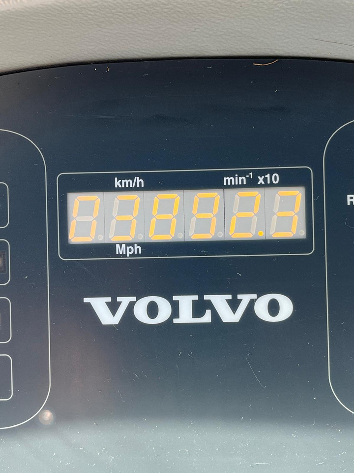 Chargeuse sur pneus VOLVO L35B