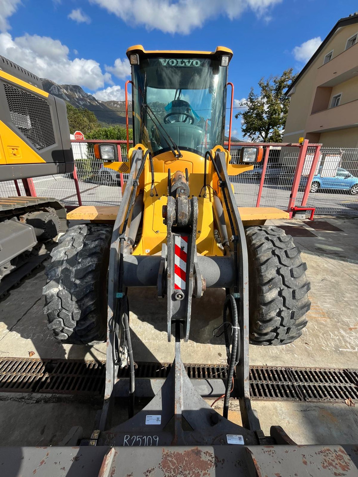 Chargeuse sur pneus VOLVO L35B