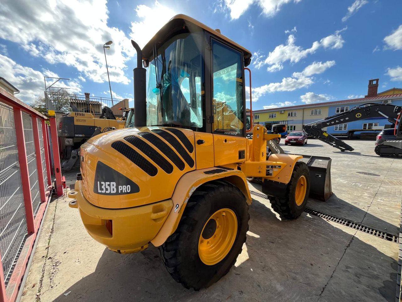 Chargeuse sur pneus VOLVO L35B