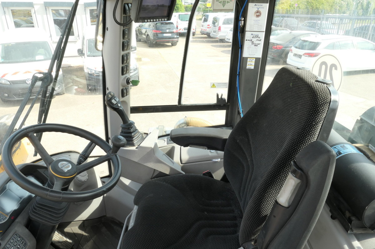 Chargeuse sur pneus VOLVO L45H