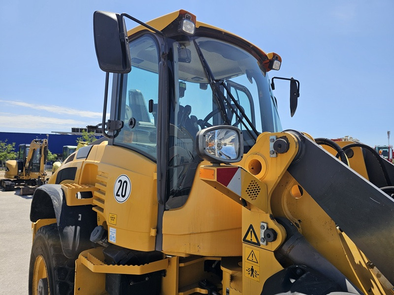 Chargeuse sur pneus VOLVO L45H
