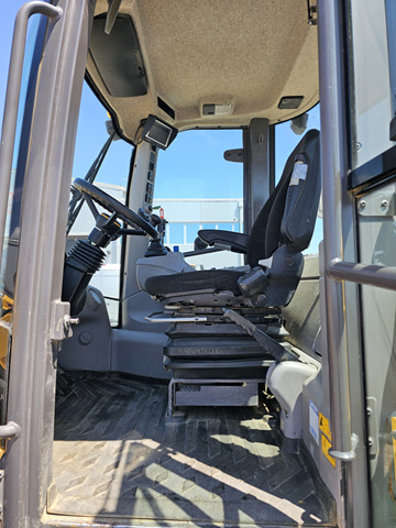 Chargeuse sur pneus VOLVO L45H