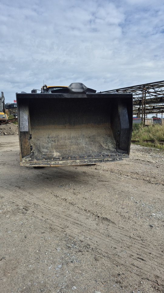 Chargeuse sur pneus VOLVO L45H