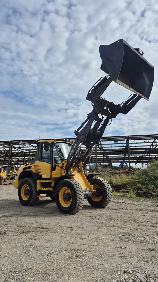Chargeuse sur pneus VOLVO L45H