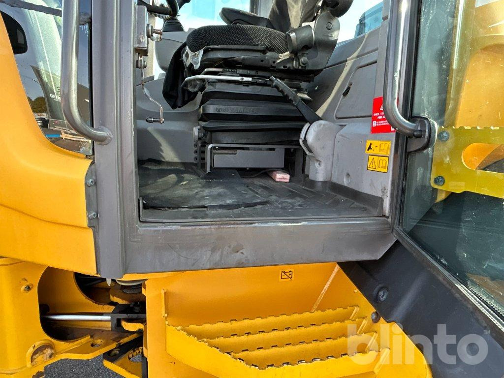 Chargeuse sur pneus VOLVO L45H