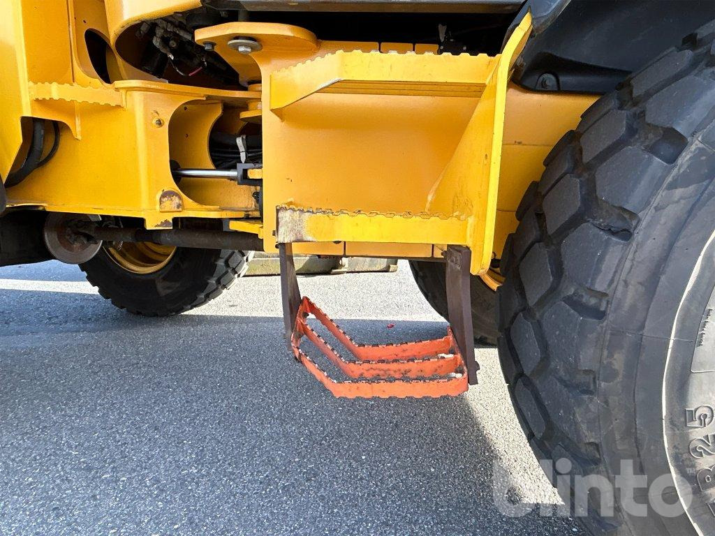 Chargeuse sur pneus VOLVO L45H