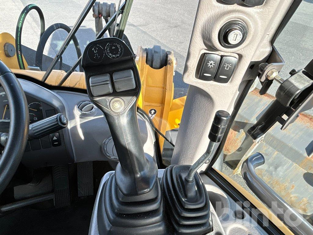 Chargeuse sur pneus VOLVO L45H