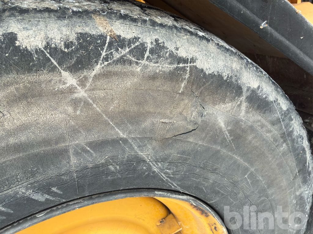 Chargeuse sur pneus VOLVO L50D