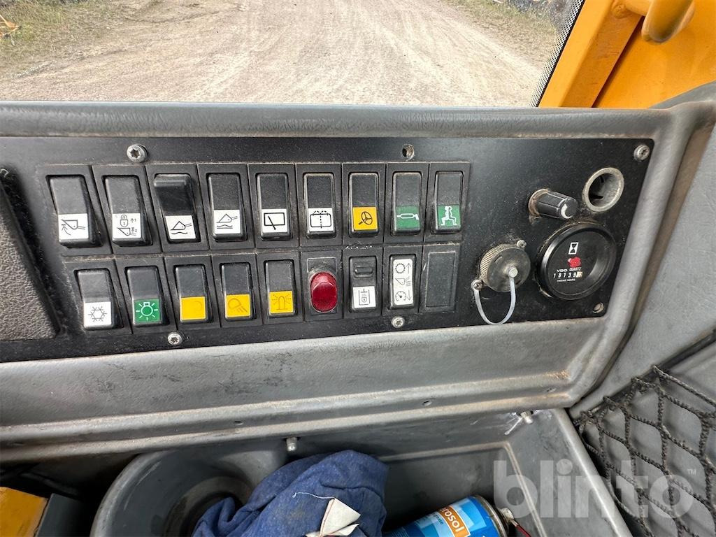 Chargeuse sur pneus VOLVO L50D