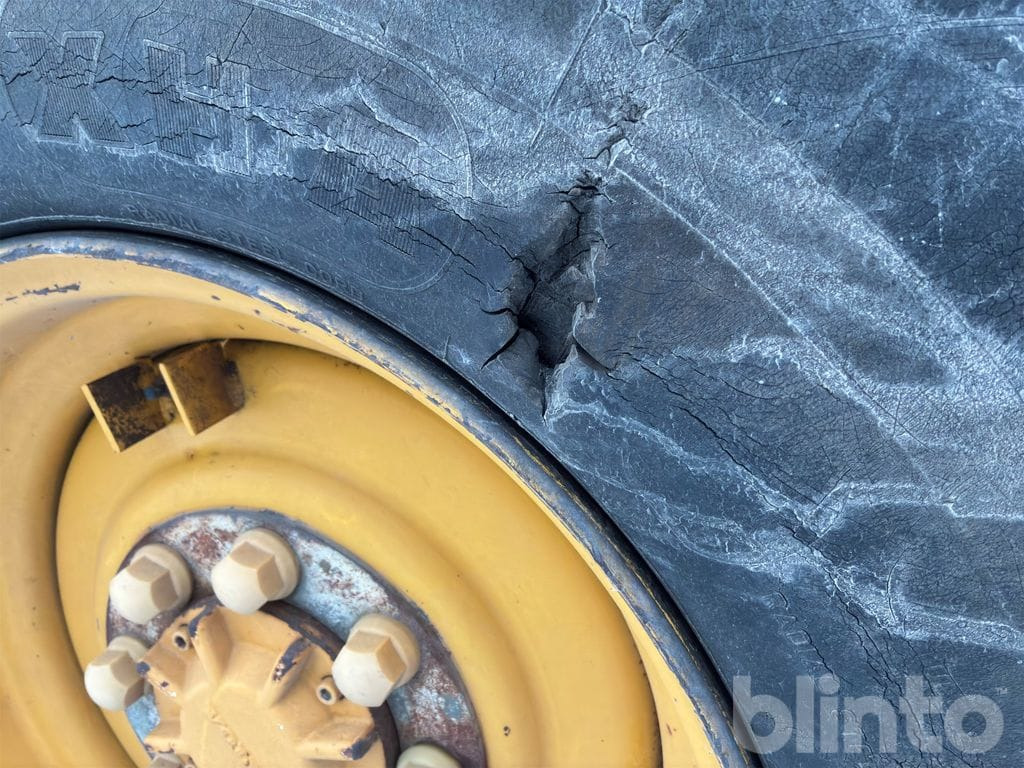 Chargeuse sur pneus VOLVO L50D