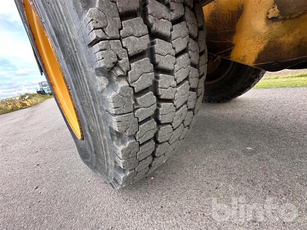 Chargeuse sur pneus VOLVO L50D