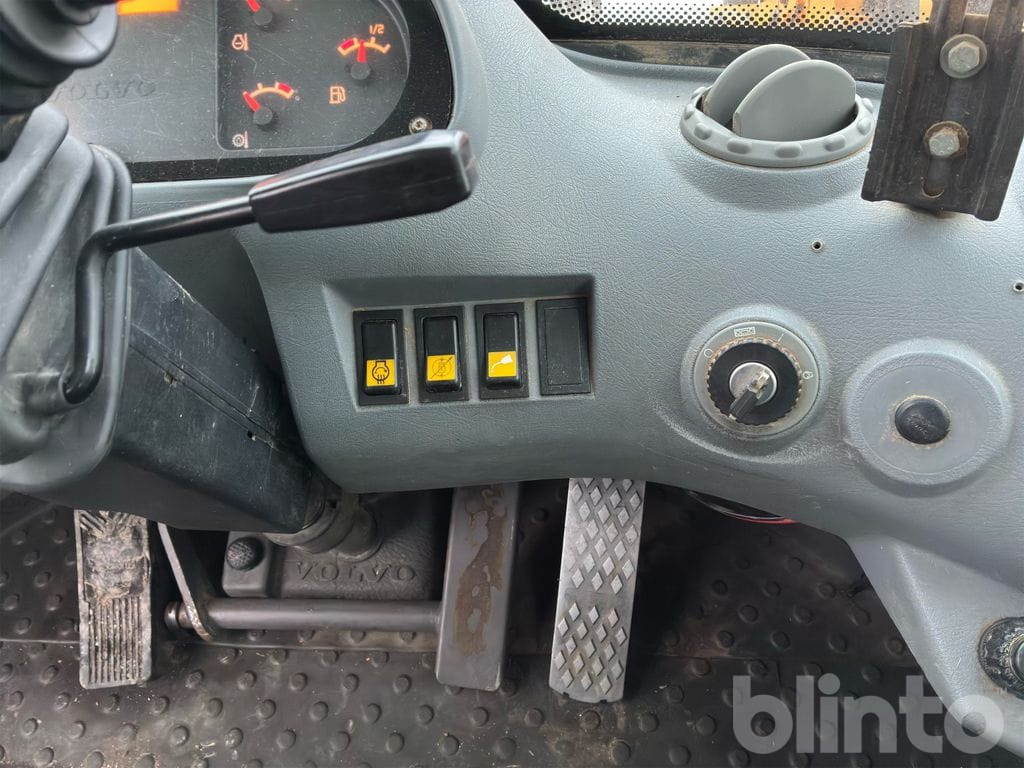 Chargeuse sur pneus VOLVO L50D