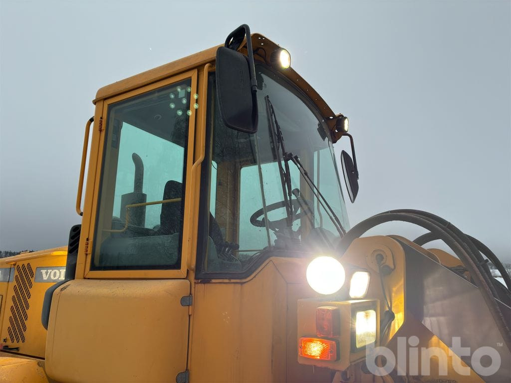 Chargeuse sur pneus VOLVO L50D