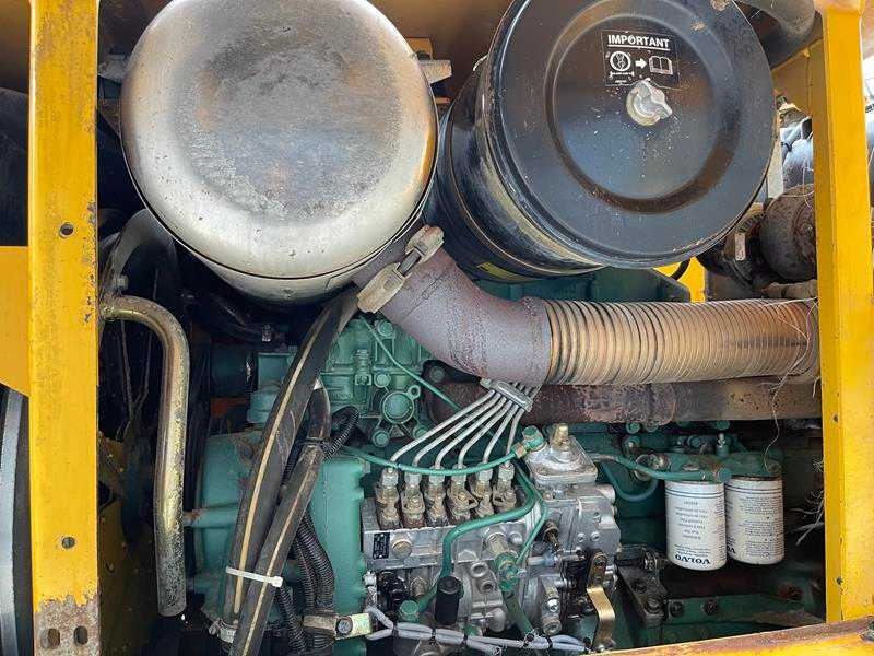 Chargeuse sur pneus VOLVO - L70C - SHOVEL