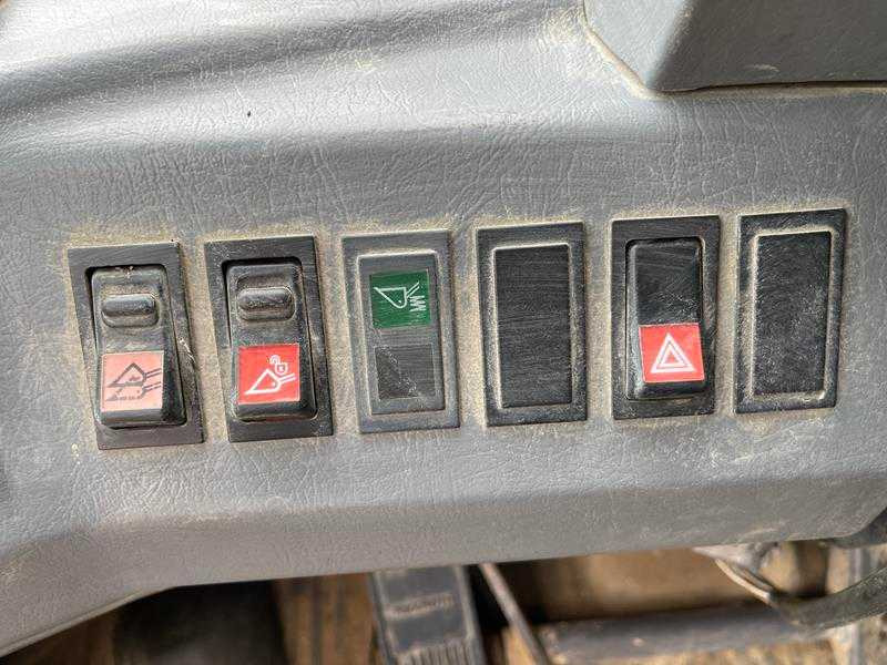 Chargeuse sur pneus VOLVO - L70C - SHOVEL