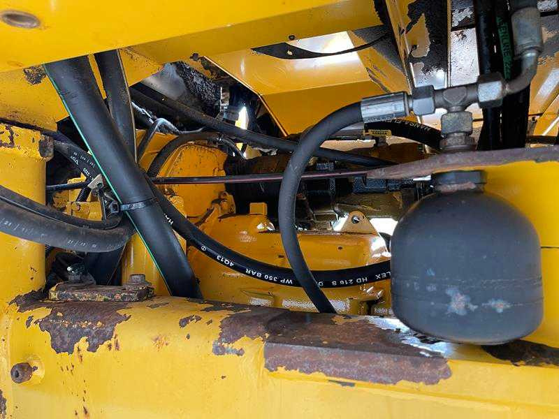 Chargeuse sur pneus VOLVO - L70C - SHOVEL