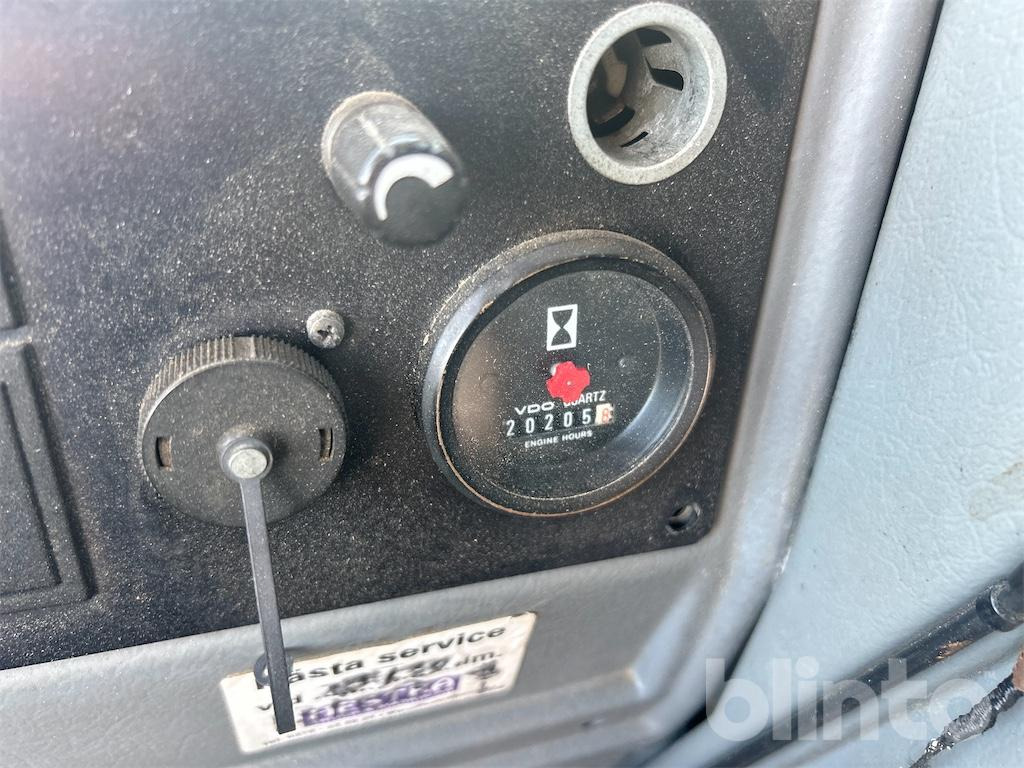 Chargeuse sur pneus VOLVO L90D