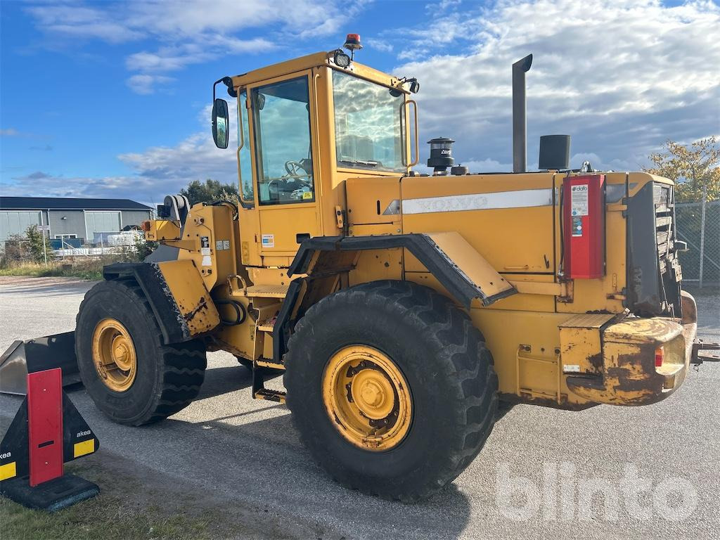 Chargeuse sur pneus VOLVO L90D