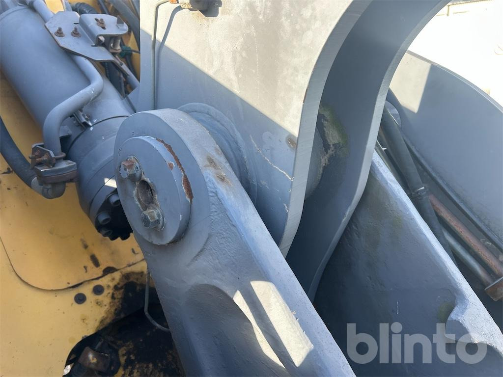 Chargeuse sur pneus VOLVO L90D