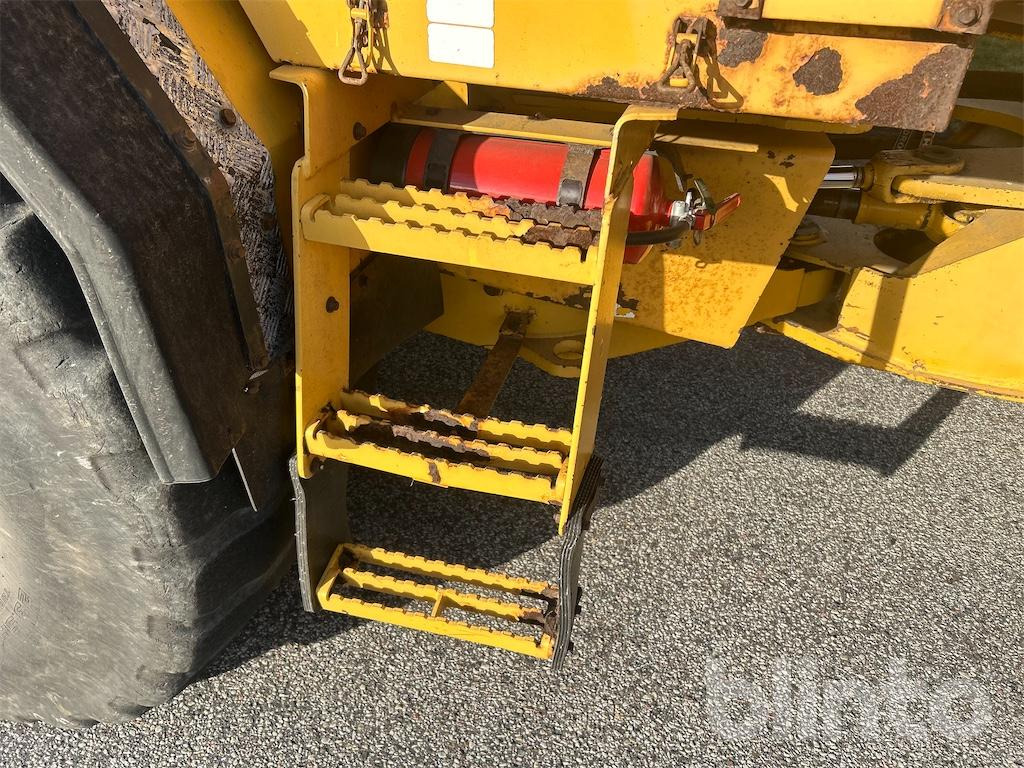 Chargeuse sur pneus VOLVO L90D