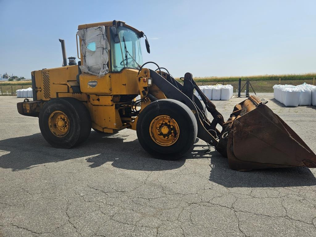 Chargeuse sur pneus VOLVO L 70 D