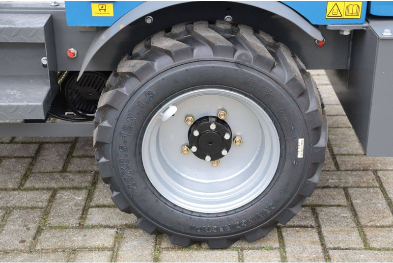 Chargeuse sur pneus V-tech E604