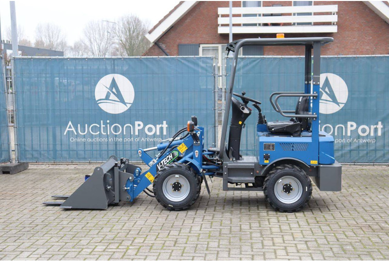 Chargeuse sur pneus V-tech E604