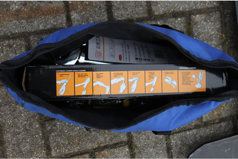 Chargeuse sur pneus V-tech E606